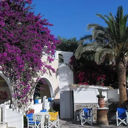 Apartment Markos Perissa (Santorini)